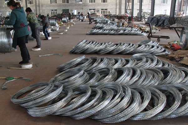 Razor Wire Manual Processing Work Area